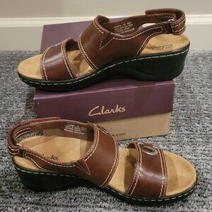 Clarks Sandals Womens Size 7 Brown Leather Shoes